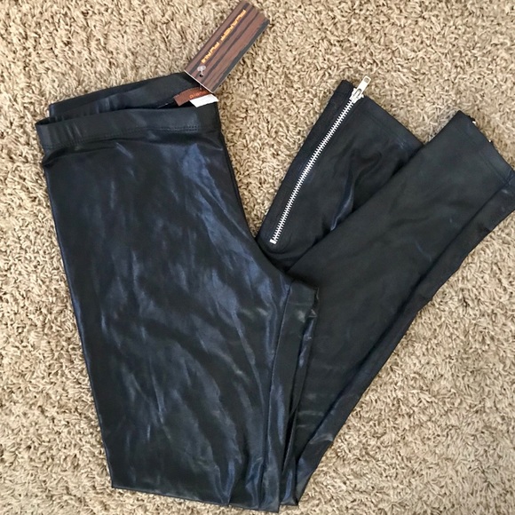 🔥NEW WET LEATHER LEGGINGS ANKLE ZIP🔥 - Picture 2 of 7